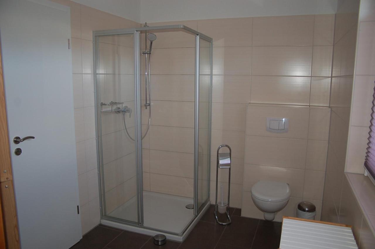 Behagliches Ferienhaus Zaunkoenig -Mit Kamin Und Sauna Tanne Εξωτερικό φωτογραφία