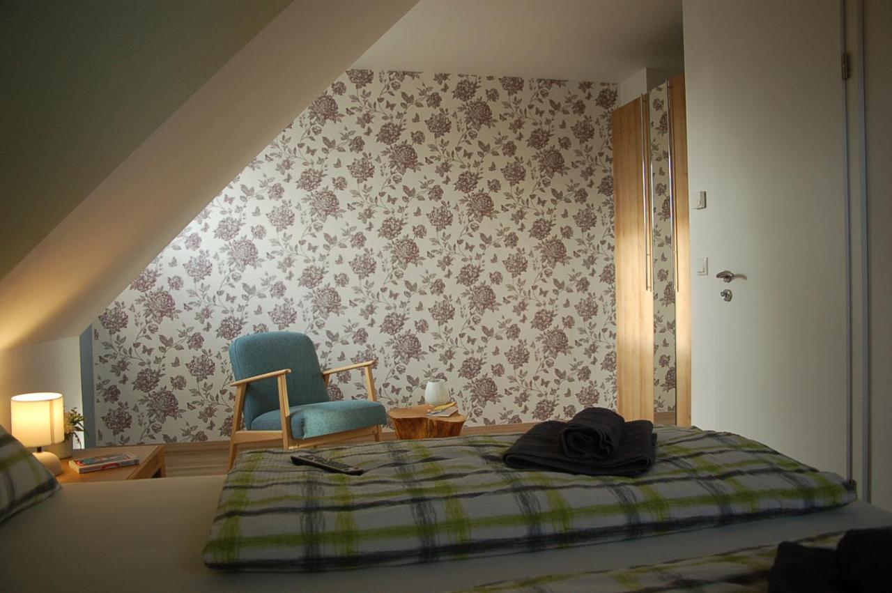 Behagliches Ferienhaus Zaunkoenig -Mit Kamin Und Sauna Tanne Εξωτερικό φωτογραφία