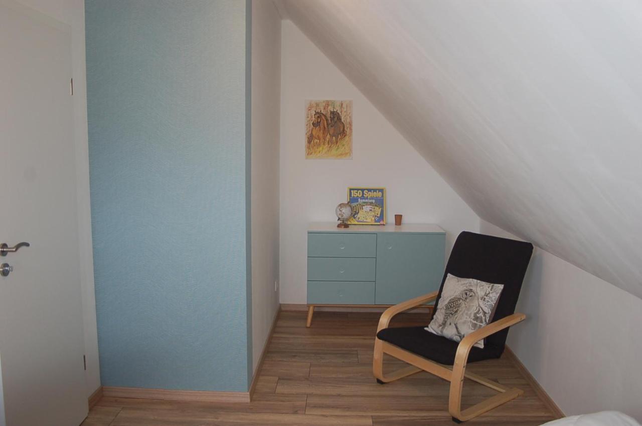 Behagliches Ferienhaus Zaunkoenig -Mit Kamin Und Sauna Tanne Εξωτερικό φωτογραφία