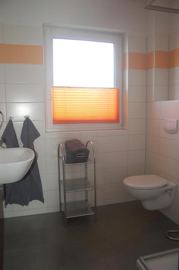Behagliches Ferienhaus Zaunkoenig -Mit Kamin Und Sauna Tanne Εξωτερικό φωτογραφία