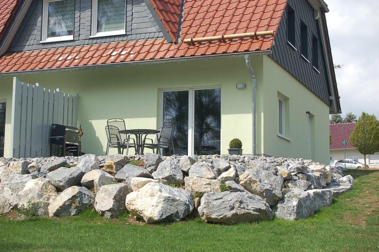 Behagliches Ferienhaus Zaunkoenig -Mit Kamin Und Sauna Tanne Εξωτερικό φωτογραφία